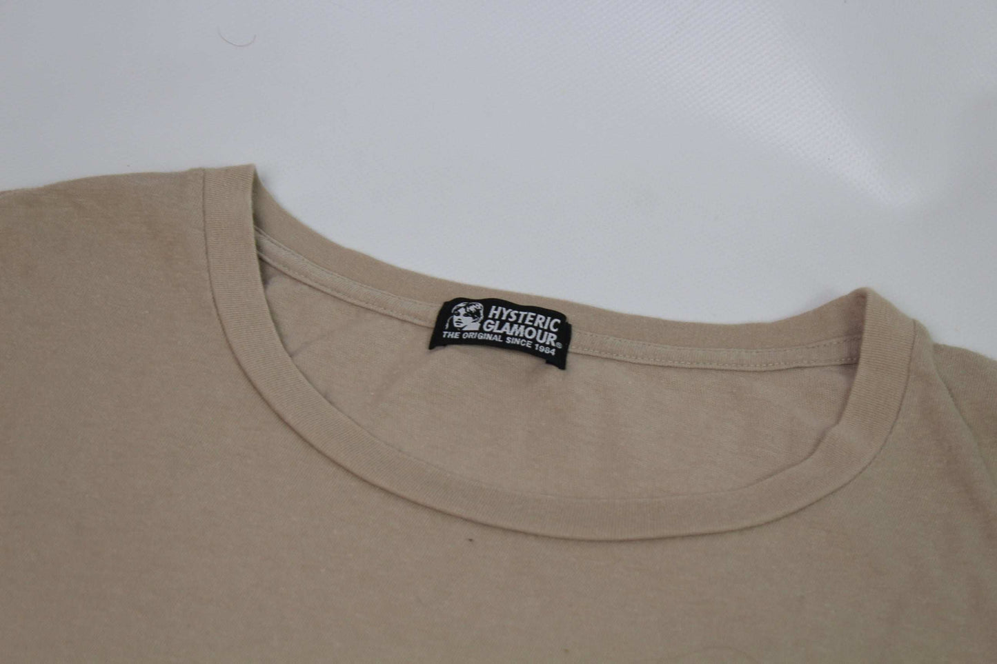 Beige HYSTERIC GLAMOUR T-Shirt 84, size M, 100% cotton, good condition.