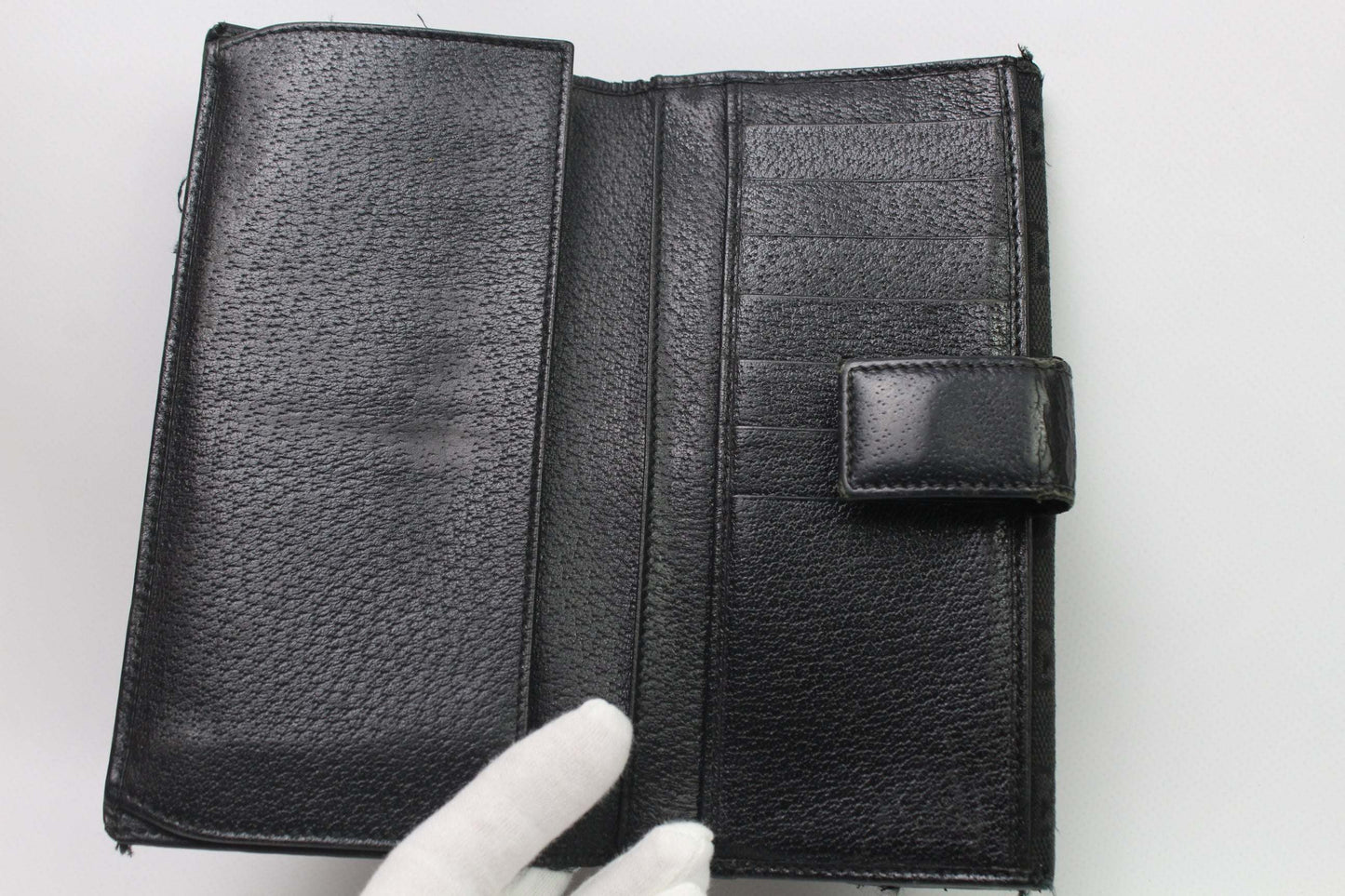 GUCCI Longwallet Black Monogram, 21x10cm, condition 7/10, cotton material.
