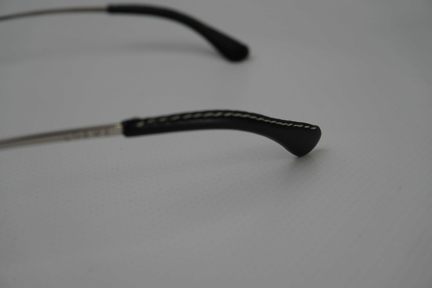 Blue LOEWE shades with black detailing, onesize, good condition.