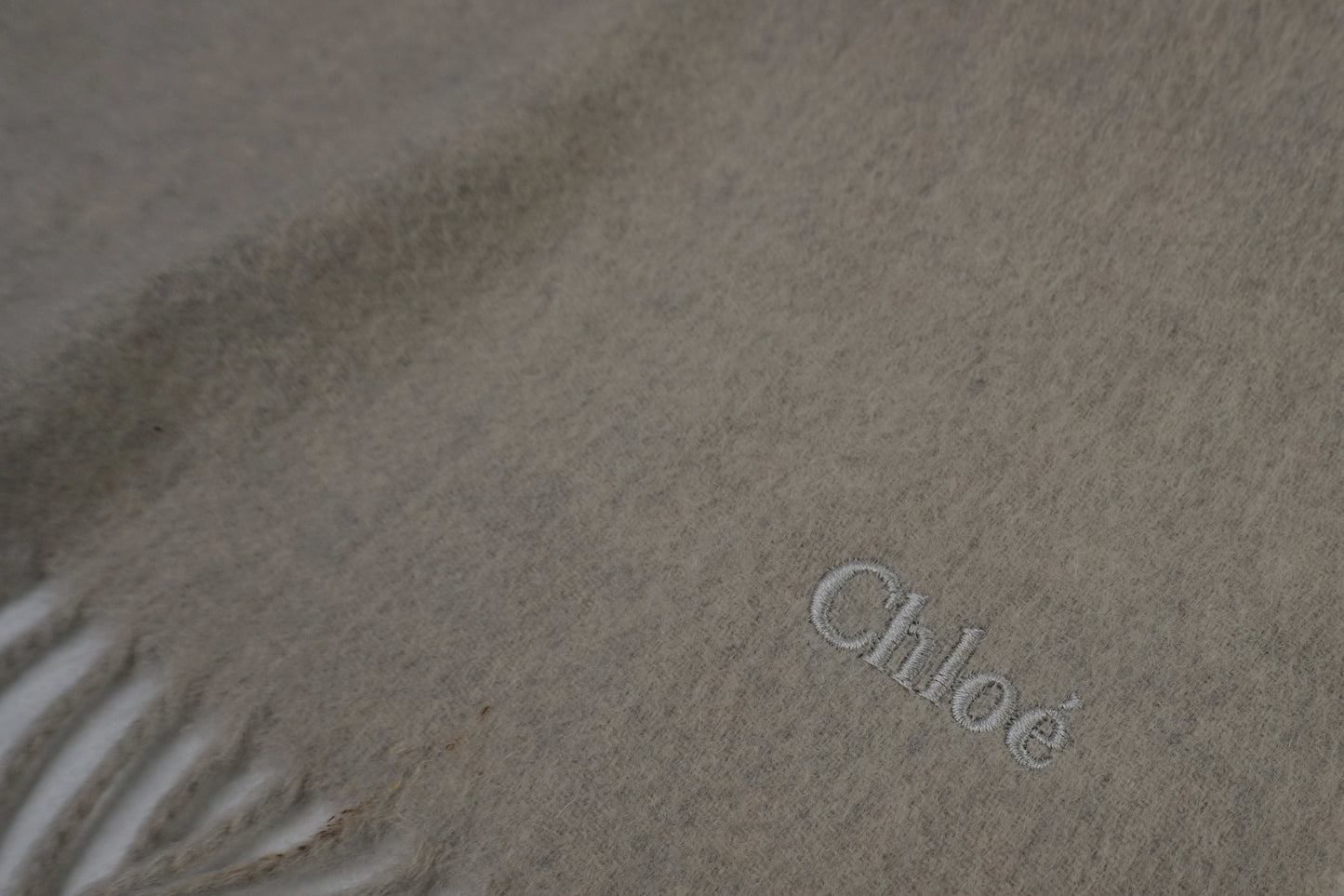 Chloé muffler in beige, 150cm, excellent condition.