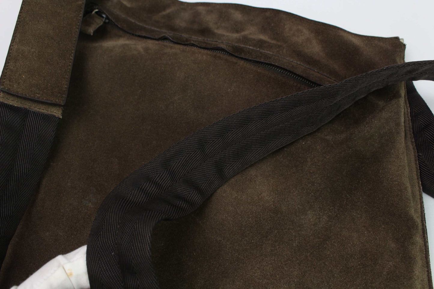PRADA Leather Shoulderbag, brown crossbody, 30x20 cm, in 8/10 condition.