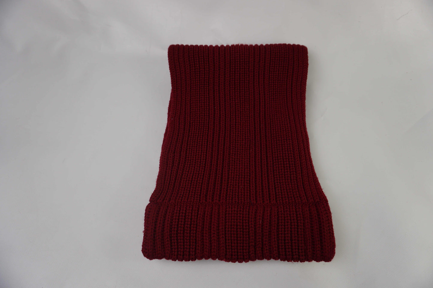 DOLCE & GABBANA red muffler, 150cm, condition 8/10.