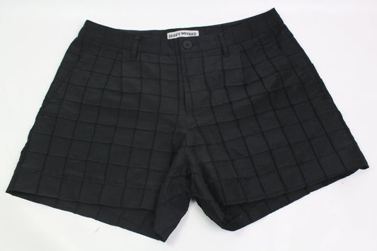 ISSEY MYIAKE Quilted Shorts Grey | LAYZSSHOP | Issey miyake Vintage