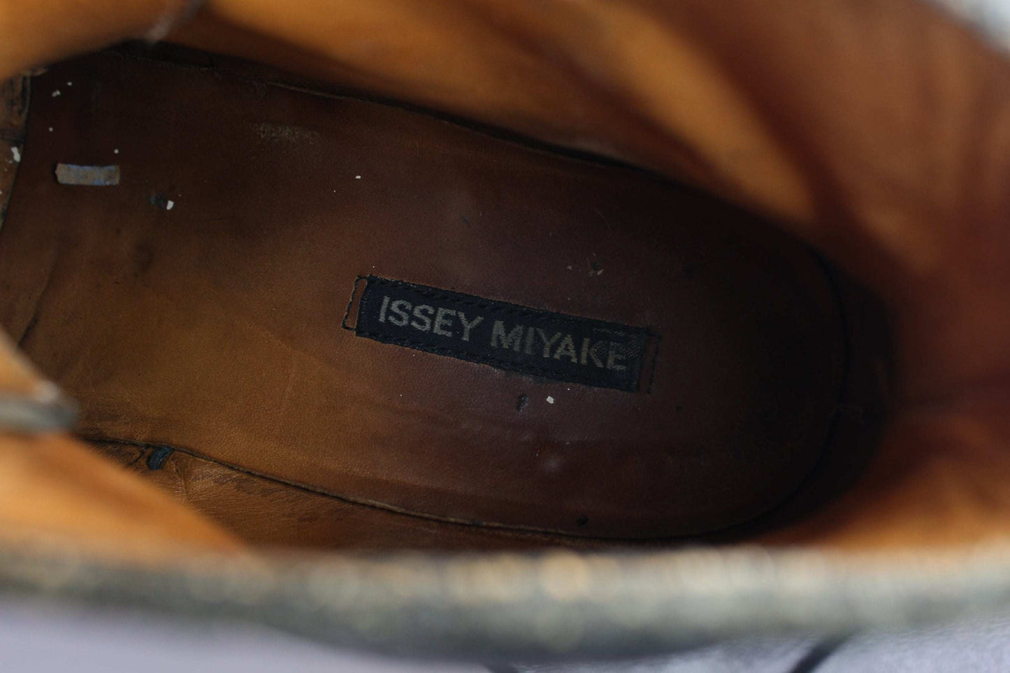 ISSEY MYIAKE leather boots black 90s interior label view.
