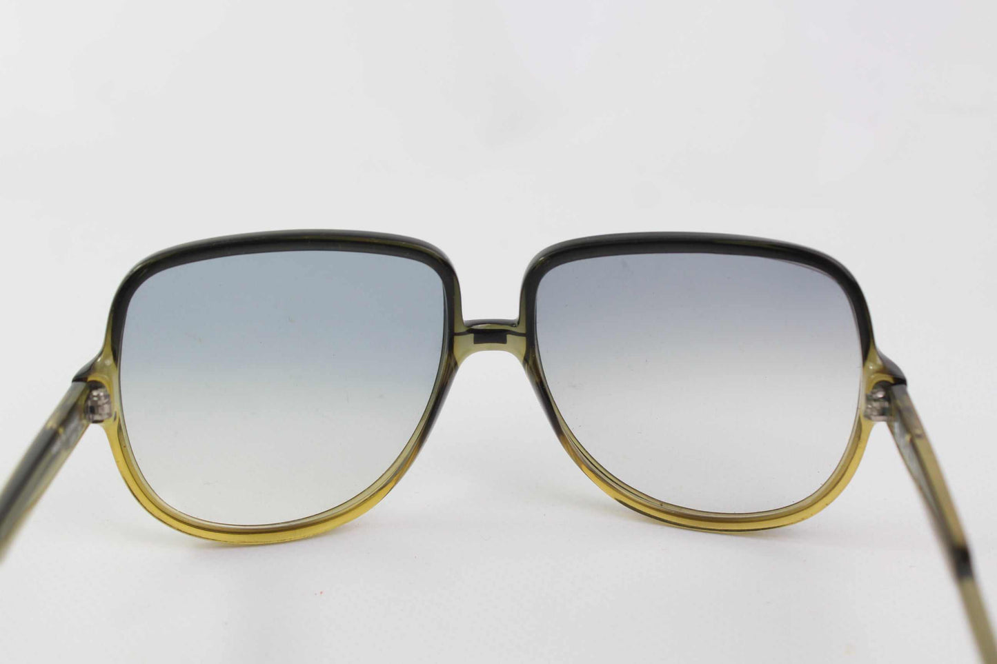 DIOR Shades in green, onesize, condition 8/10.