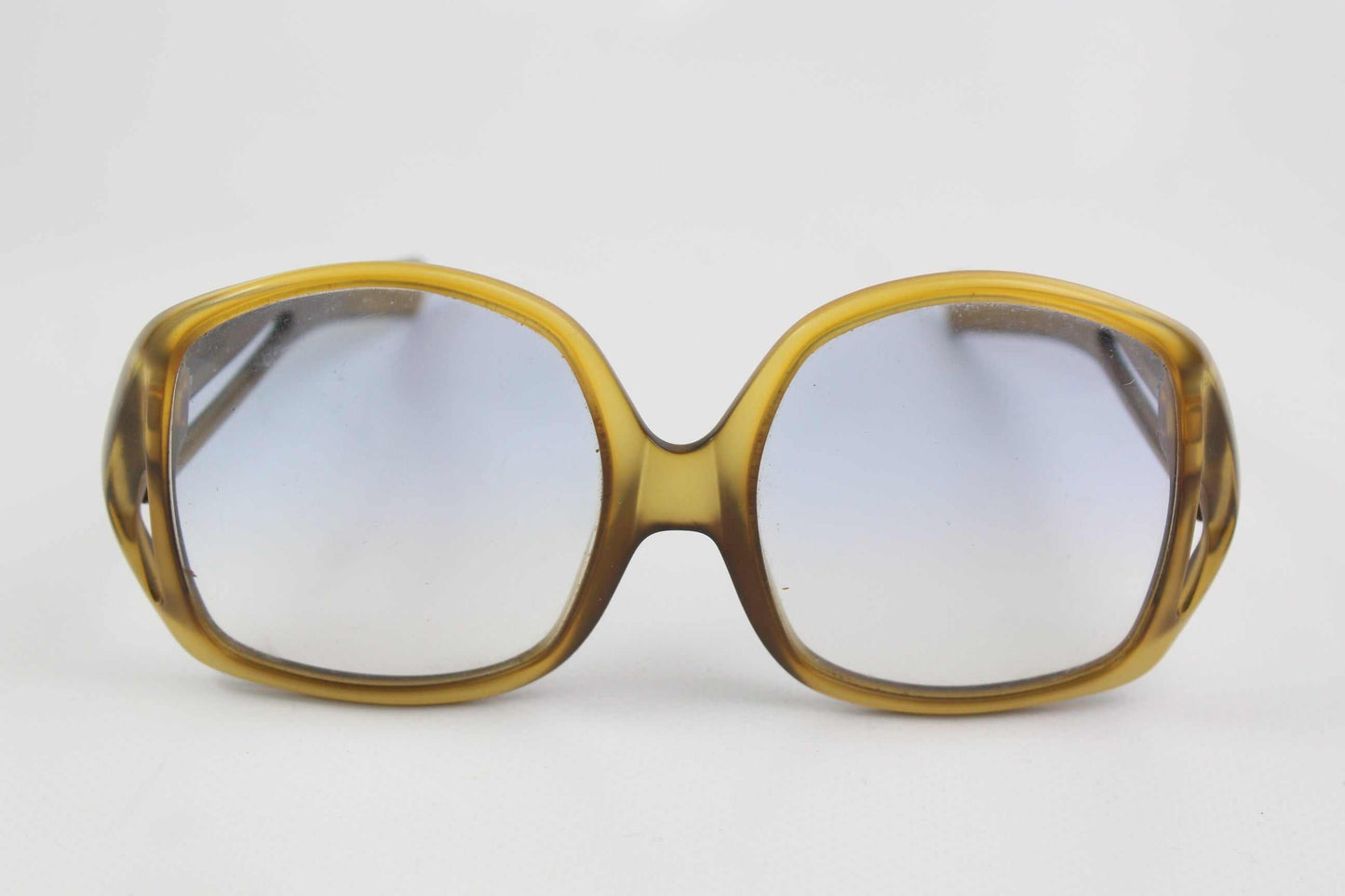 Vintage DIOR sunglasses, yellow frame, onesize, condition 8/10.