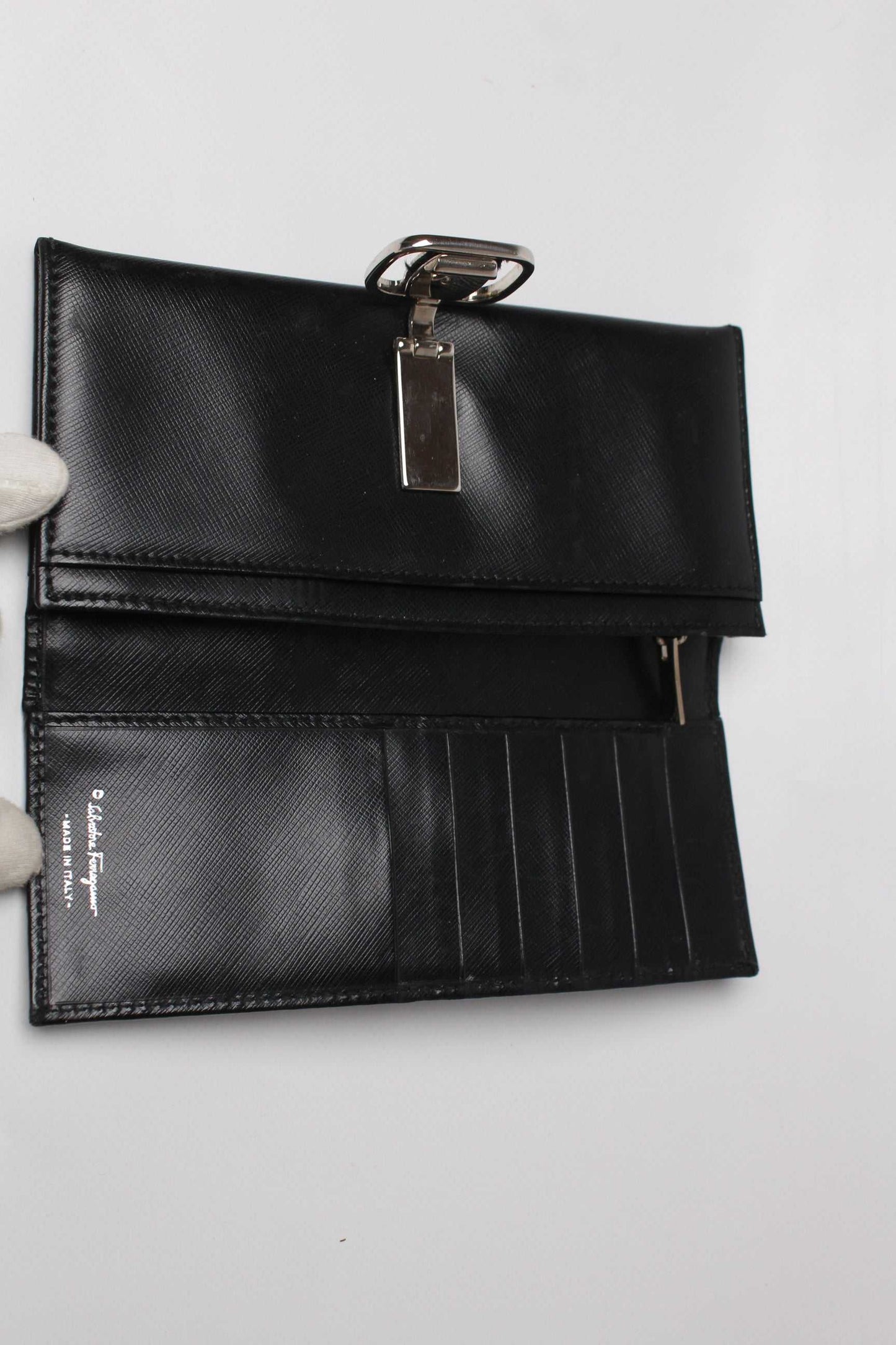 SALVATORE FERRAGAMO Longwallet Black | LAYZSSHOP | Salvatore Ferragamo