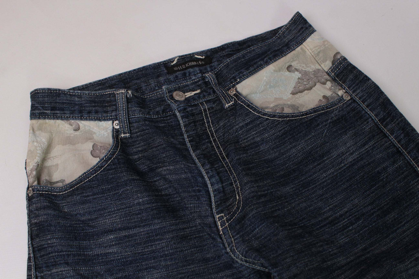 WILO KHAKIS Denim jeans, size M, straight fit, blue and beige color, 100% cotton material.