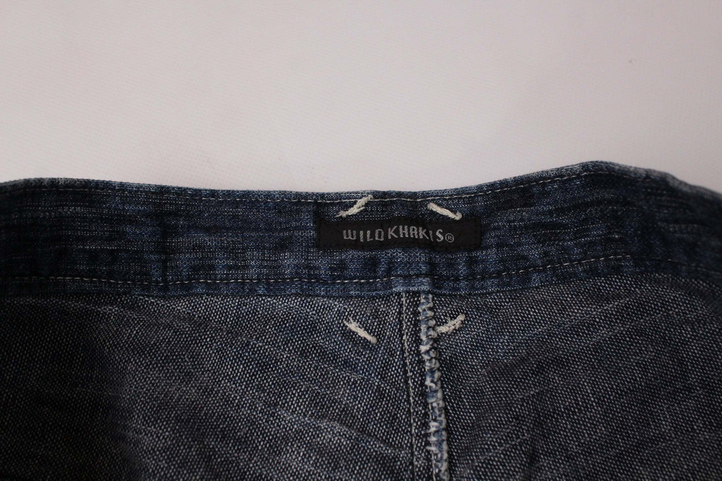 WILO KHAKIS Denim, blue and beige straight-fit jeans, size M, 100% cotton.