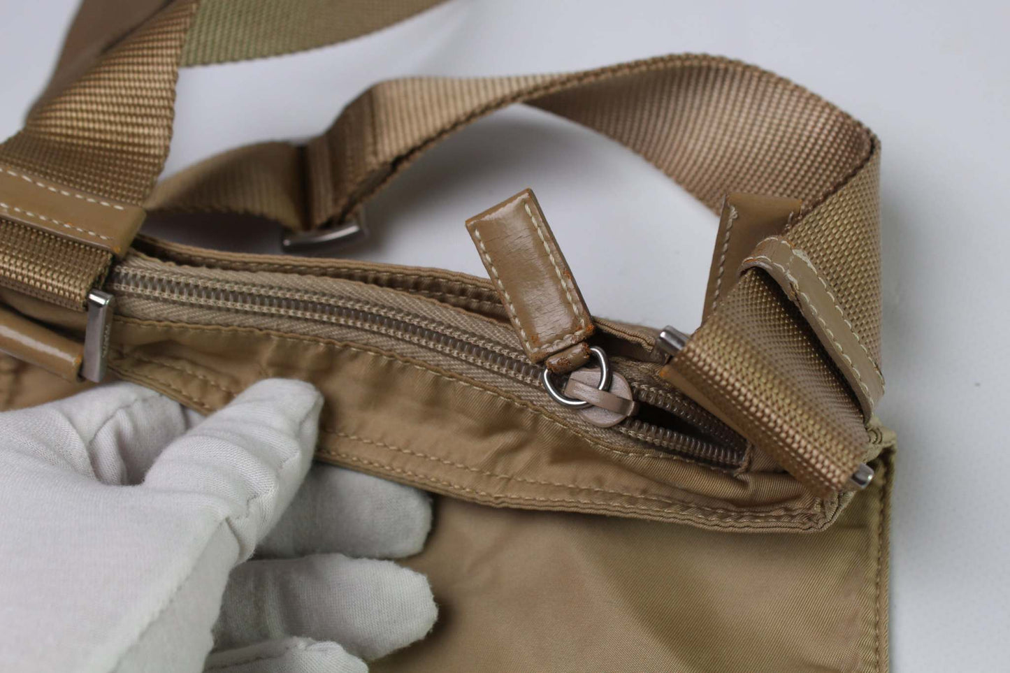 PRADA Slingbag Beige | LAYZSSHOP | Prada Vintage