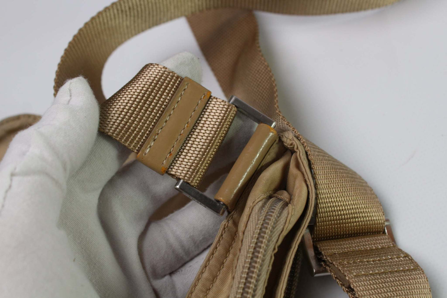 PRADA Slingbag Beige | LAYZSSHOP | Prada Vintage