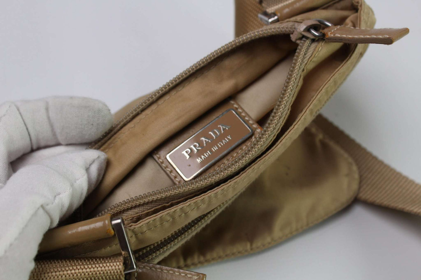 PRADA Slingbag Beige | LAYZSSHOP | Prada Vintage