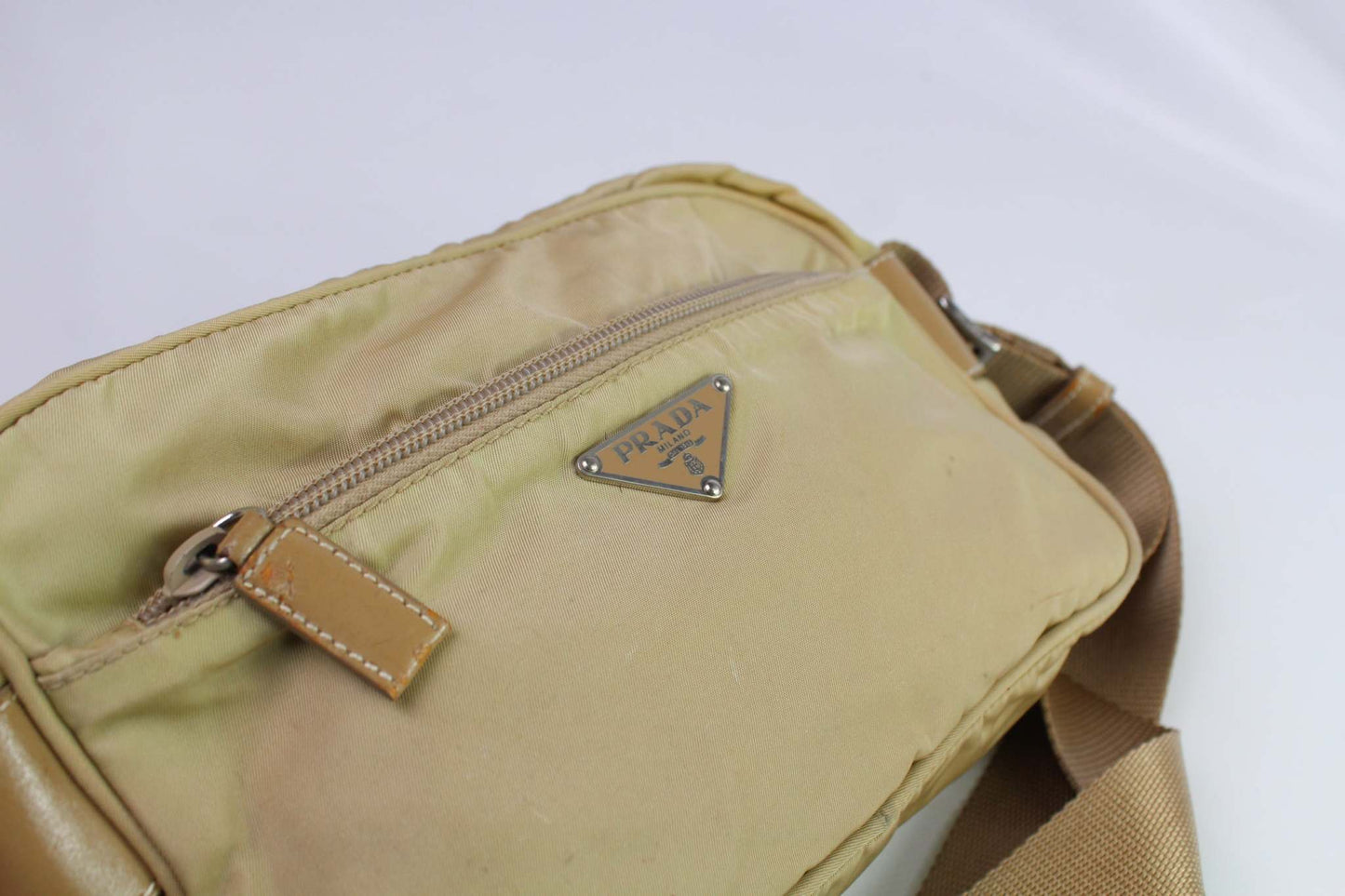 PRADA Crossbody Bag Beige, nylon material, 25x15 cm size, condition 8/10.