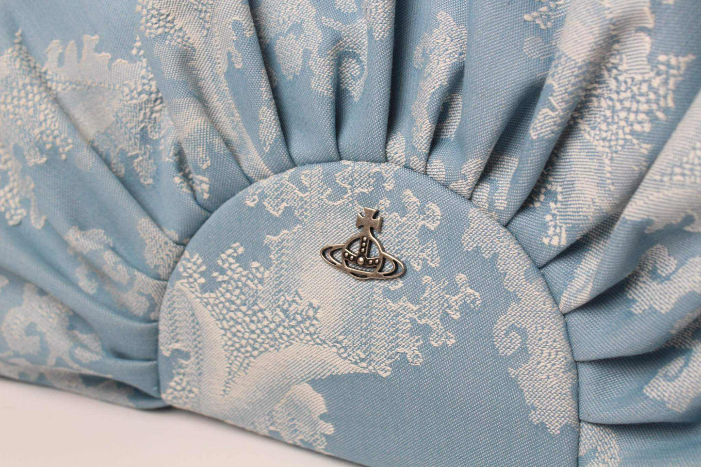 VIVIENNE WESTWOOD Victoria Frame - Clutch - Babyblue