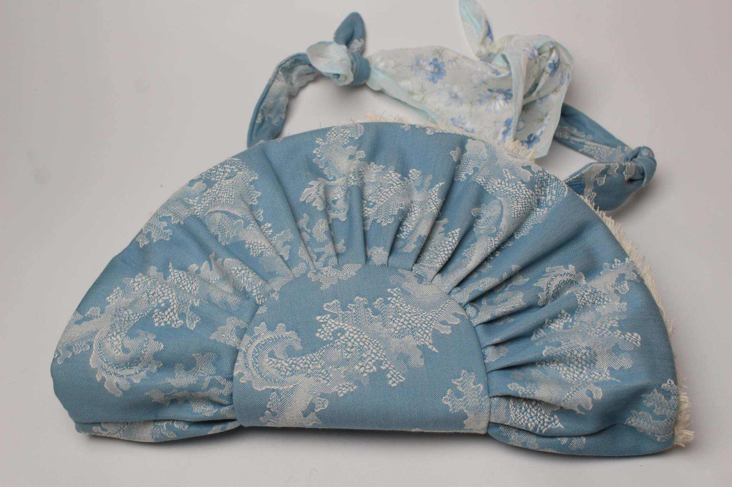 VIVIENNE WESTWOOD Victoria Frame - Clutch - Babyblue