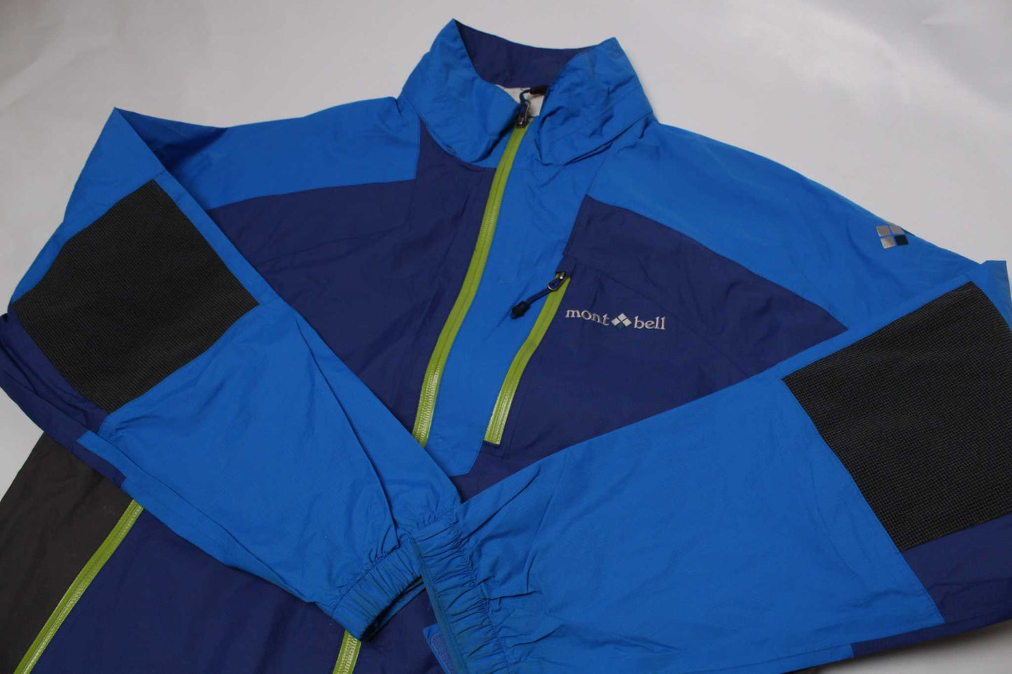 MONT BELL Blue Rainjacket | LAYZSSHOP | Mont Bell