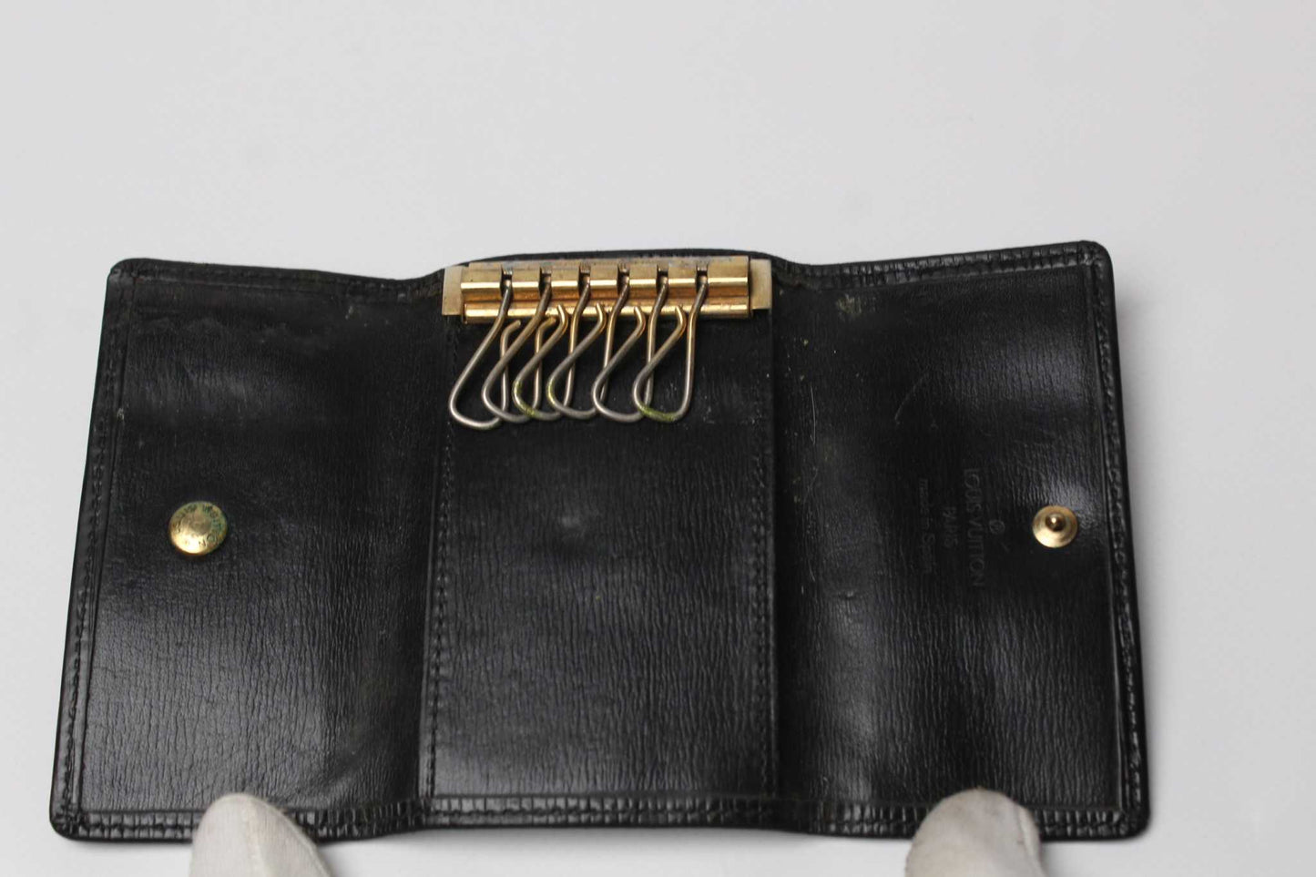 LOUIS VUITTON Epi Keyholder Black | LAYZSSHOP | Louis Vuitton