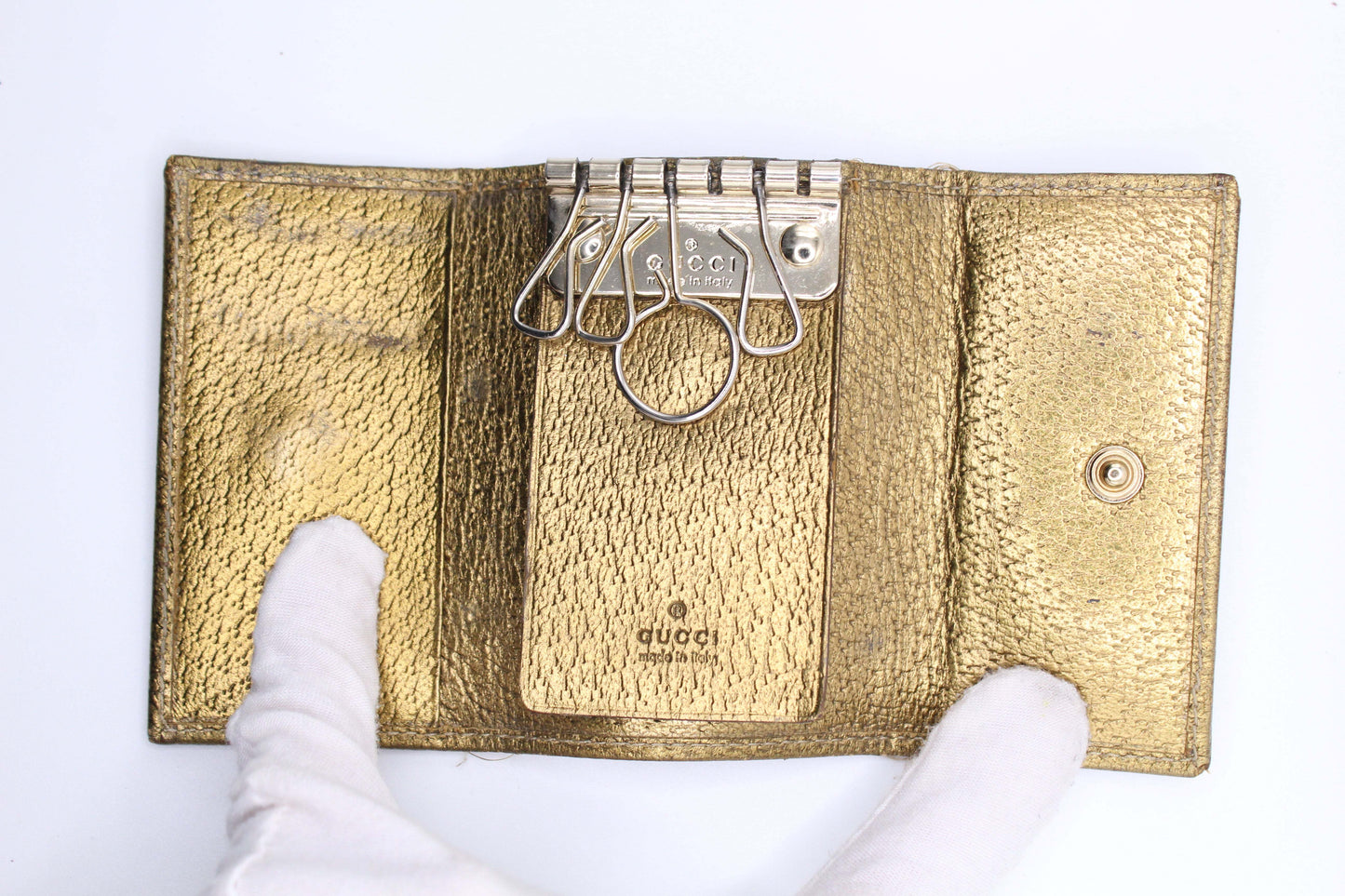 GUCCI Keyholder Monogram Gold, brown and gold canvas, leather, 5x8cm size, condition 8/10.