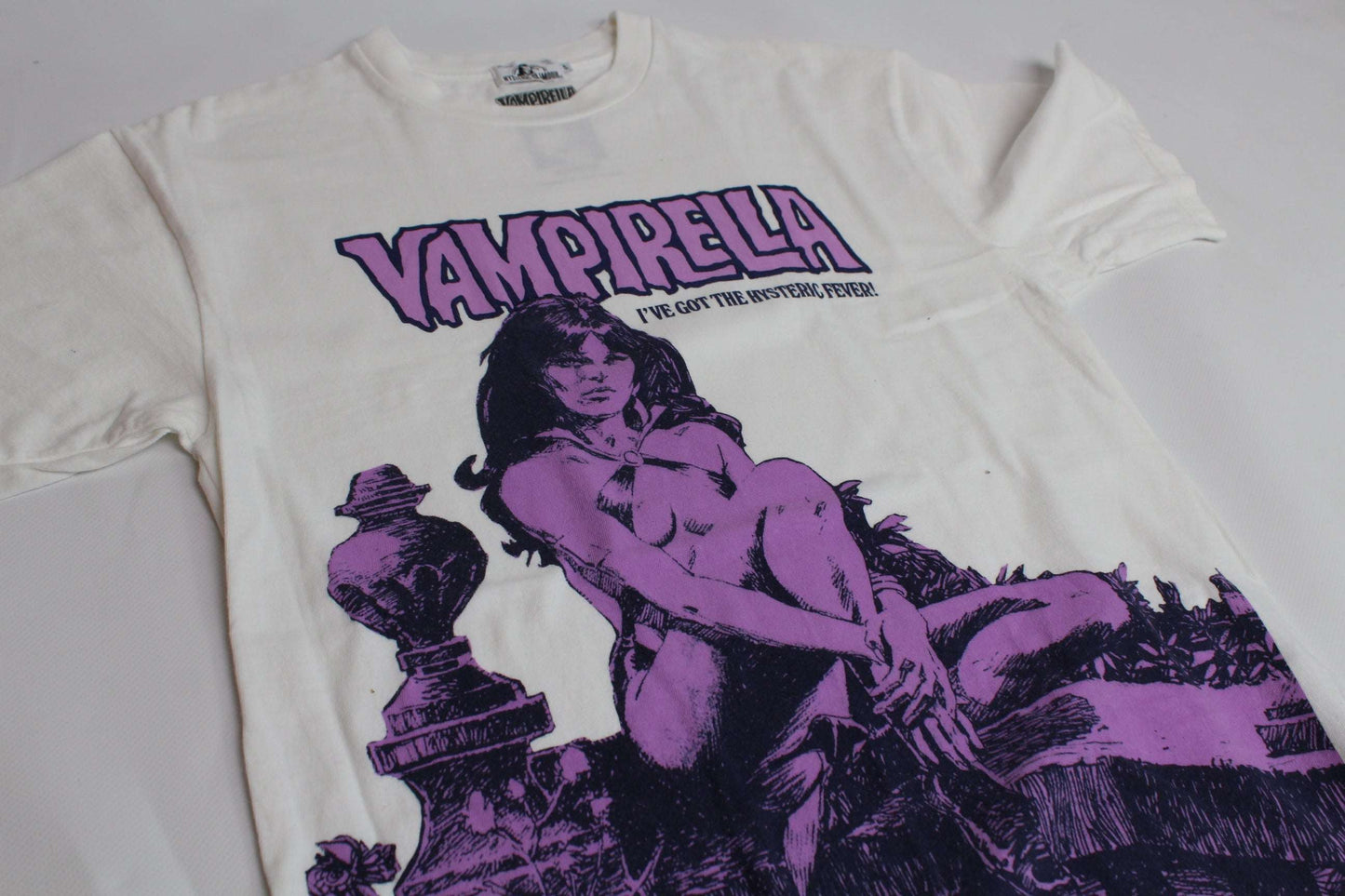 HYSTERIC GLAMOUR „Vampirella“ T-Shirt | LAYZSSHOP | Hysteric Glamour Vintage