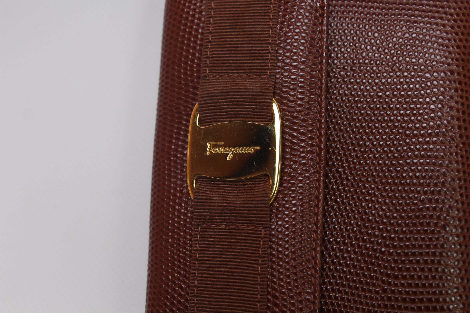 SALVATORE FERRAGAMO Leather Portemonnaie Brown | LAYZSSHOP | Salvatore Ferragamo Vintage