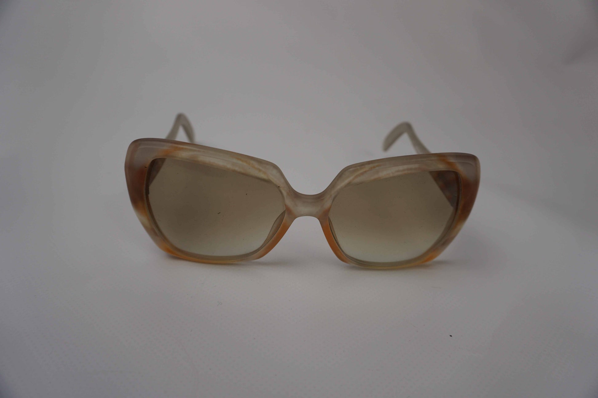 LEONARD Shades Beige | LAYZSSHOP | Leonard Vintage