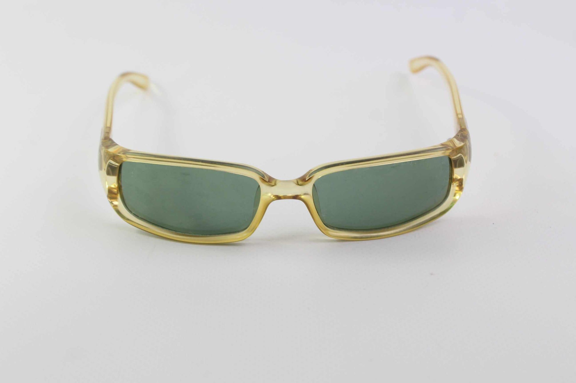 GUCCI Shades Yellow, stylish sunglasses, onesize, condition 8/10.