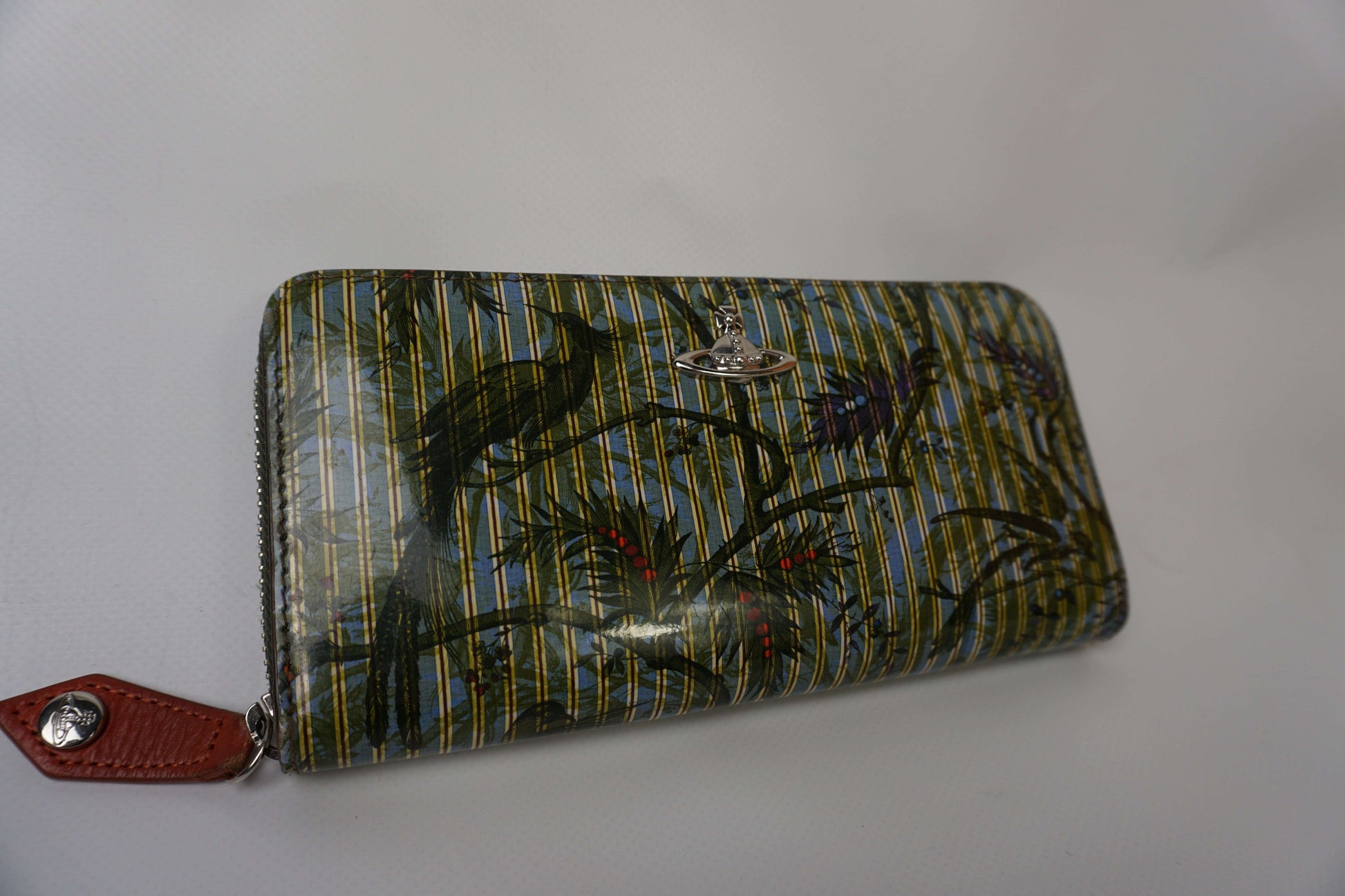 VIVIENNE WESTWOOD Longwallet Green | LAYZSSHOP | Vivienne Westwood Vintage