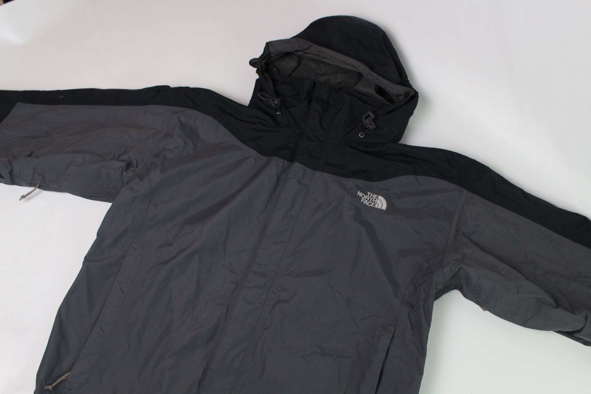 TNF Nylon Jacket Black/Grey Hyvent | LAYZSSHOP | The North Face Vintage