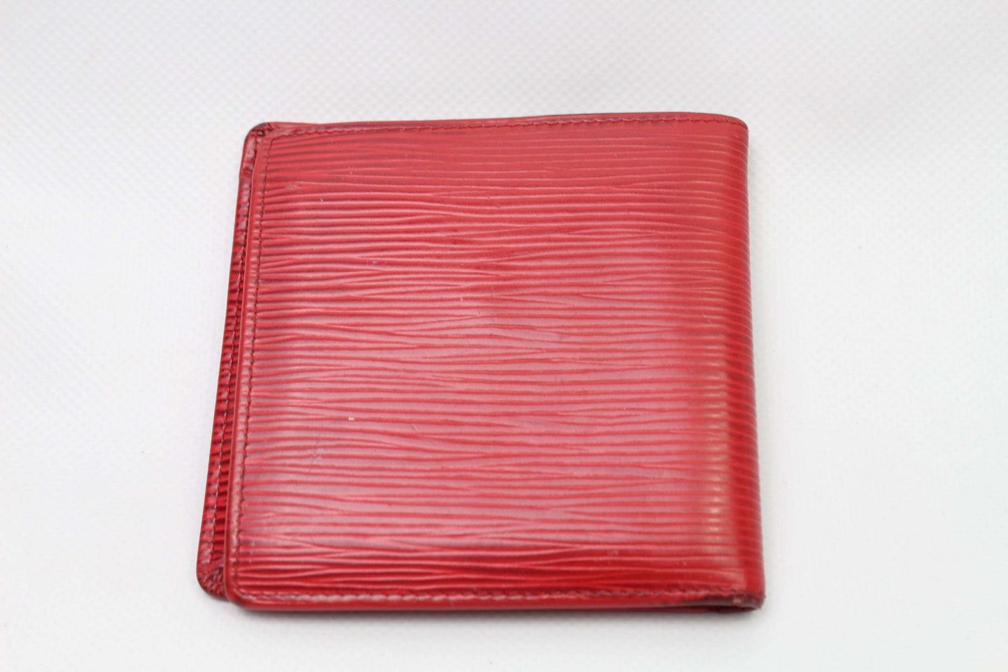 LOUIS VUITTON Epi Portemonnaie Red | LAYZSSHOP | Louis Vuitton Vintage