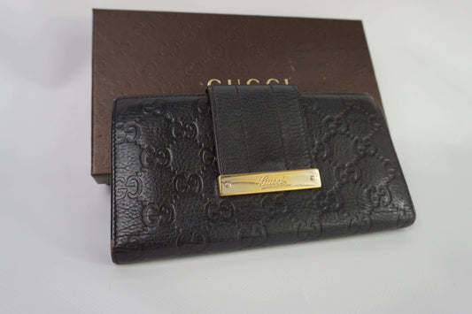 GUCCI Longwallet Black leather with box, 21x10cm, embossed logo design.