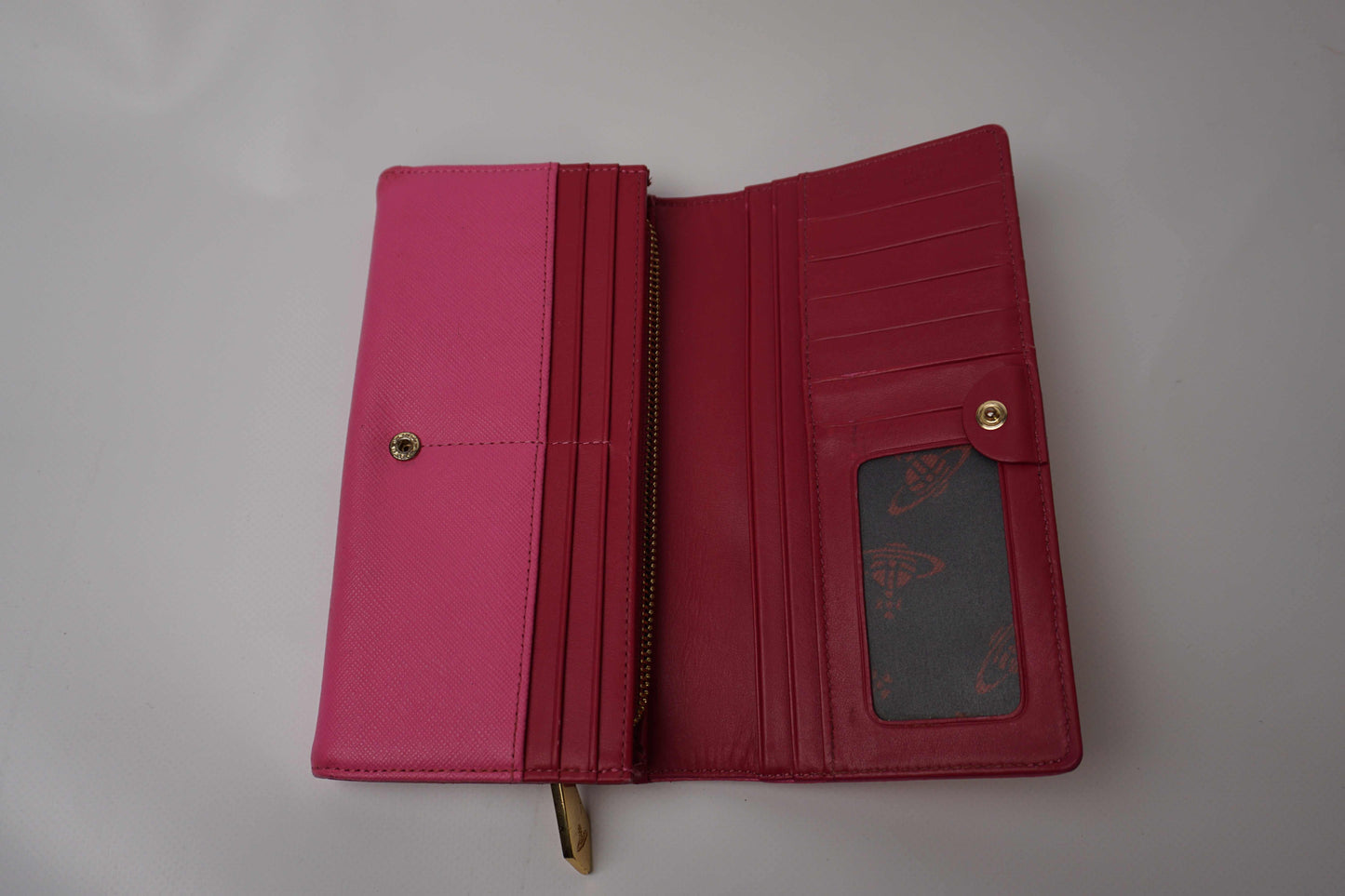 VIVIENNE WESTWOOD Zipper Longwallet Pink | LAYZSSHOP | Vivienne Westwood Vintage