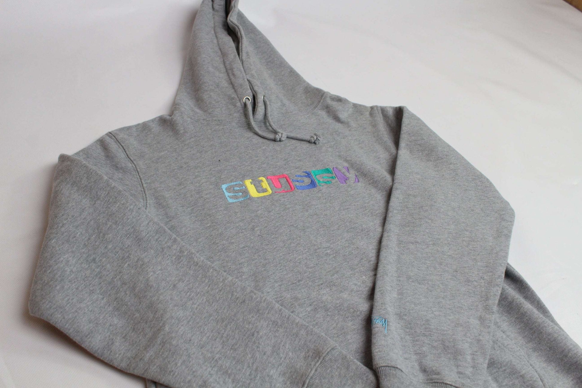 STÜSSY Hoodie Grey Rainbow | LAYZSSHOP | Stüssy Vintage