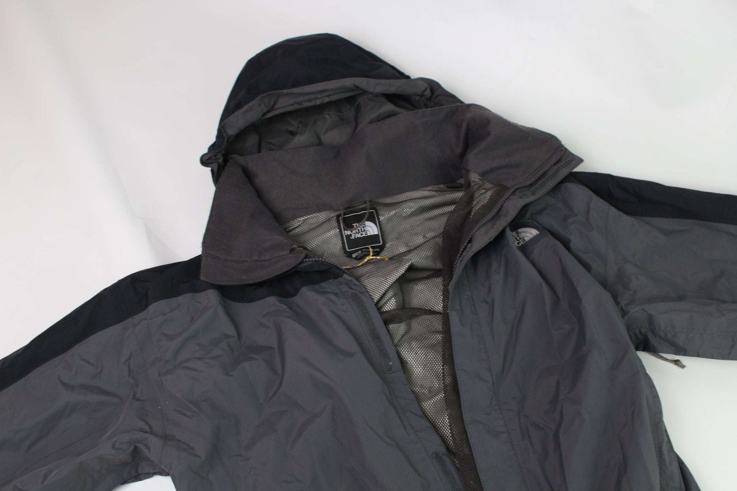 TNF Nylon Jacket Black/Grey Hyvent | LAYZSSHOP | The North Face Vintage