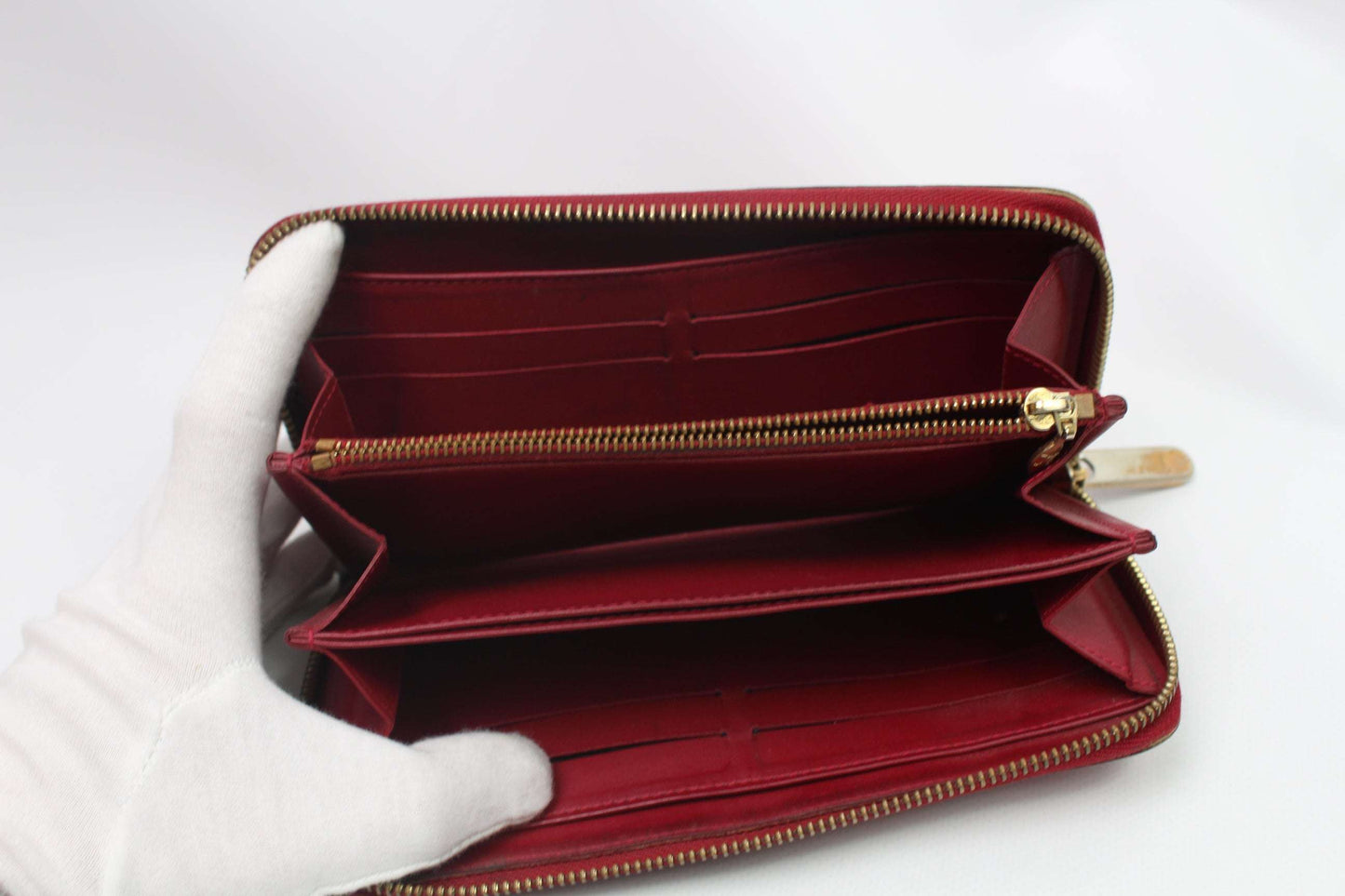 LOUIS VUITTON Longwallet Vernise Red | LAYZSSHOP | Louis Vuitton Vintage