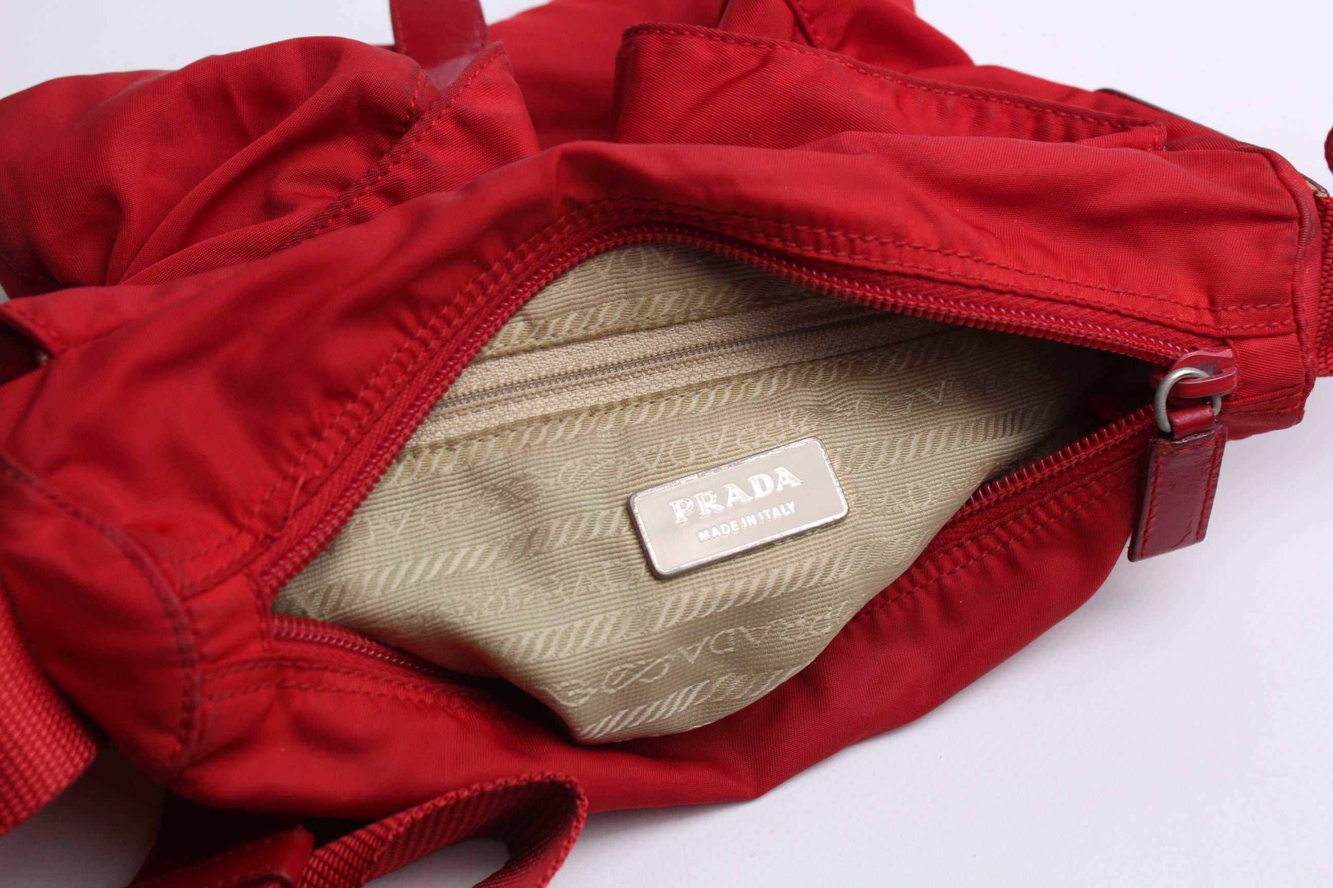 PRADA Messenger Bag Red | LAYZSSHOP | Prada Vintage