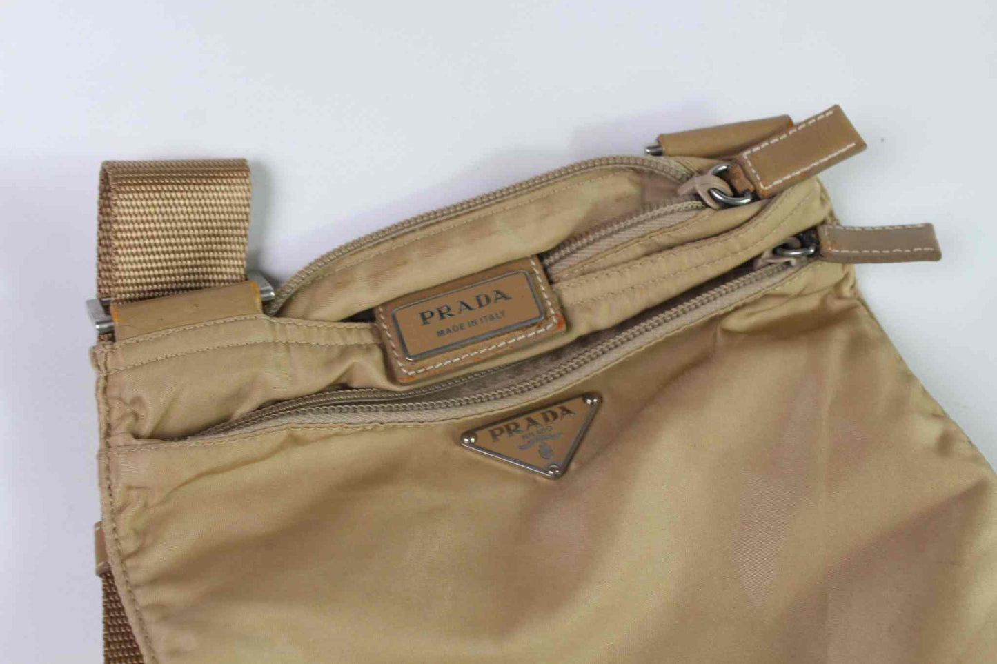 PRADA Slingbag Beige Small