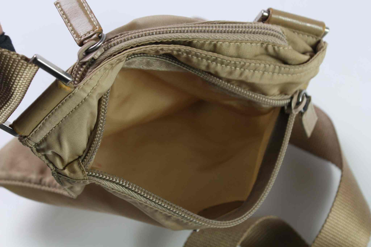 PRADA Slingbag Beige Small