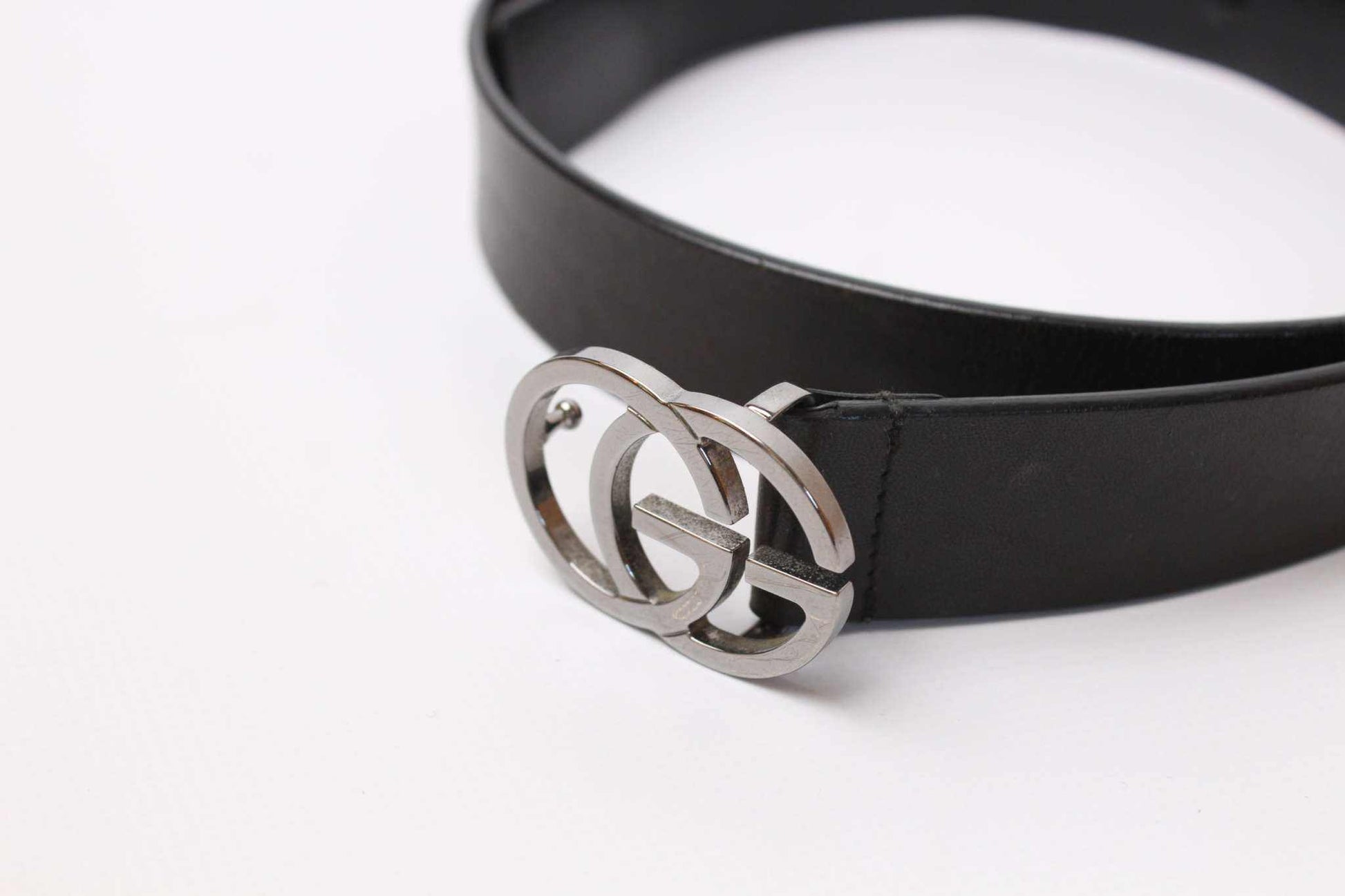 GUCCI Black Leather Belt with Silver "GG" | LAYZSSHOP | Gucci Vintage