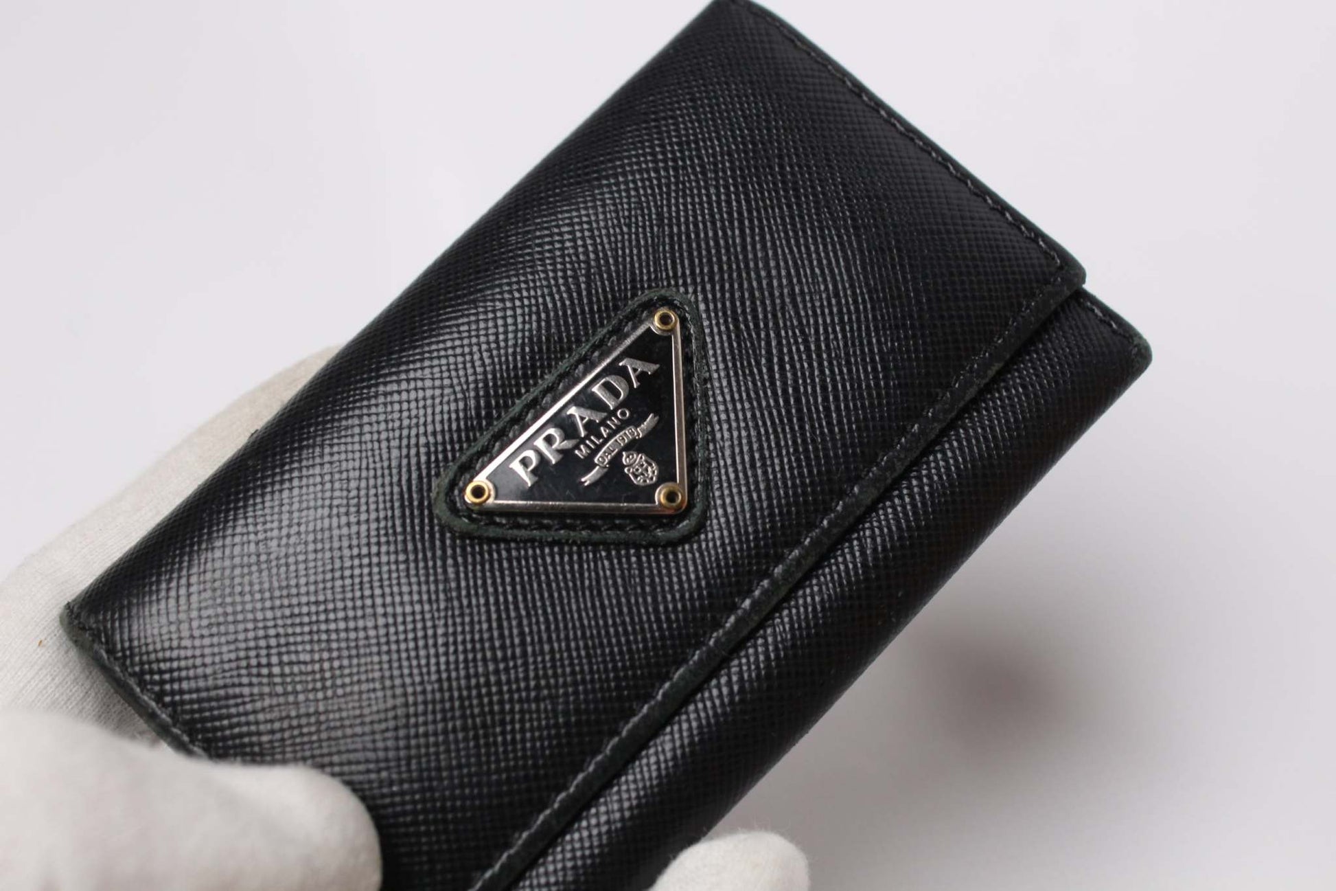 Prada Keyholder Triangle Black | LAYZSSHOP | Prada Vintage