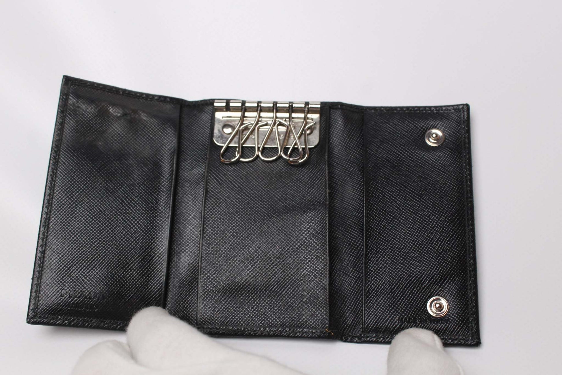 Prada Keyholder Triangle Black | LAYZSSHOP | Prada Vintage