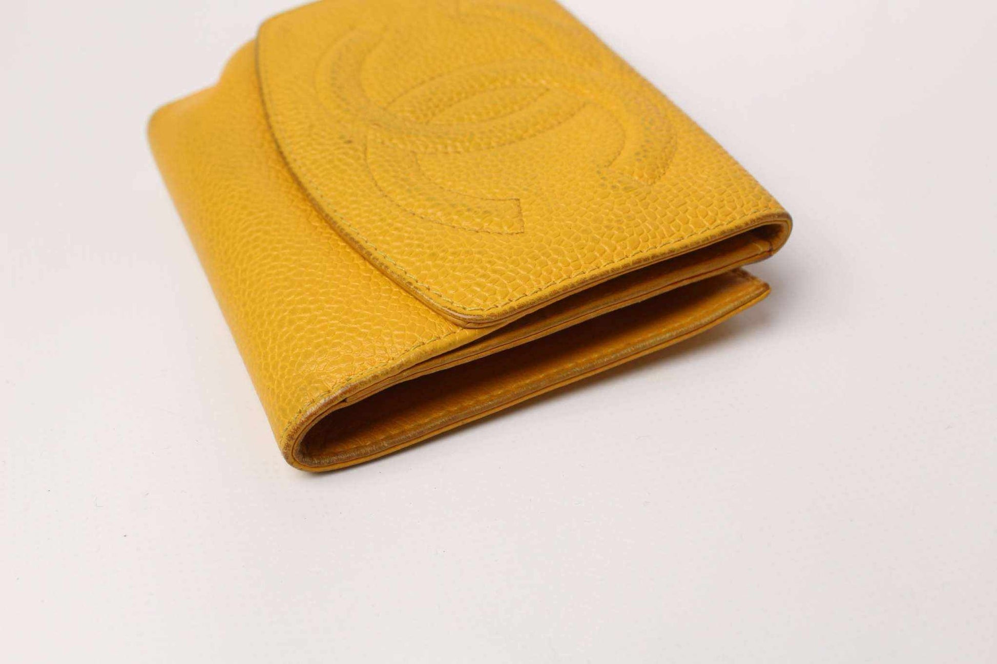 CHANEL Leather Wallet Yellow with Box | LAYZSSHOP | Chanel Vintage