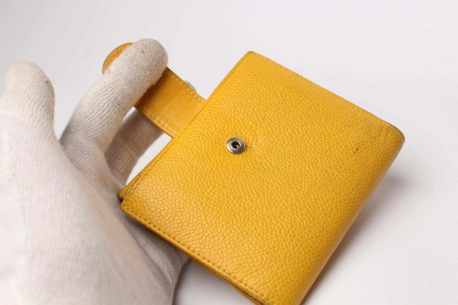 CHANEL Leather Wallet Yellow with Box | LAYZSSHOP | Chanel Vintage