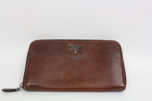 PRADA Leather Longwallet Brown, size 20x10cm, high-quality brown leather wallet.