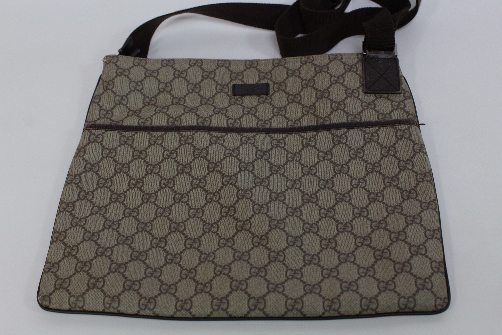 GUCCI Slingbag Monogram Brown | LAYZSSHOP | Gucci Vintage