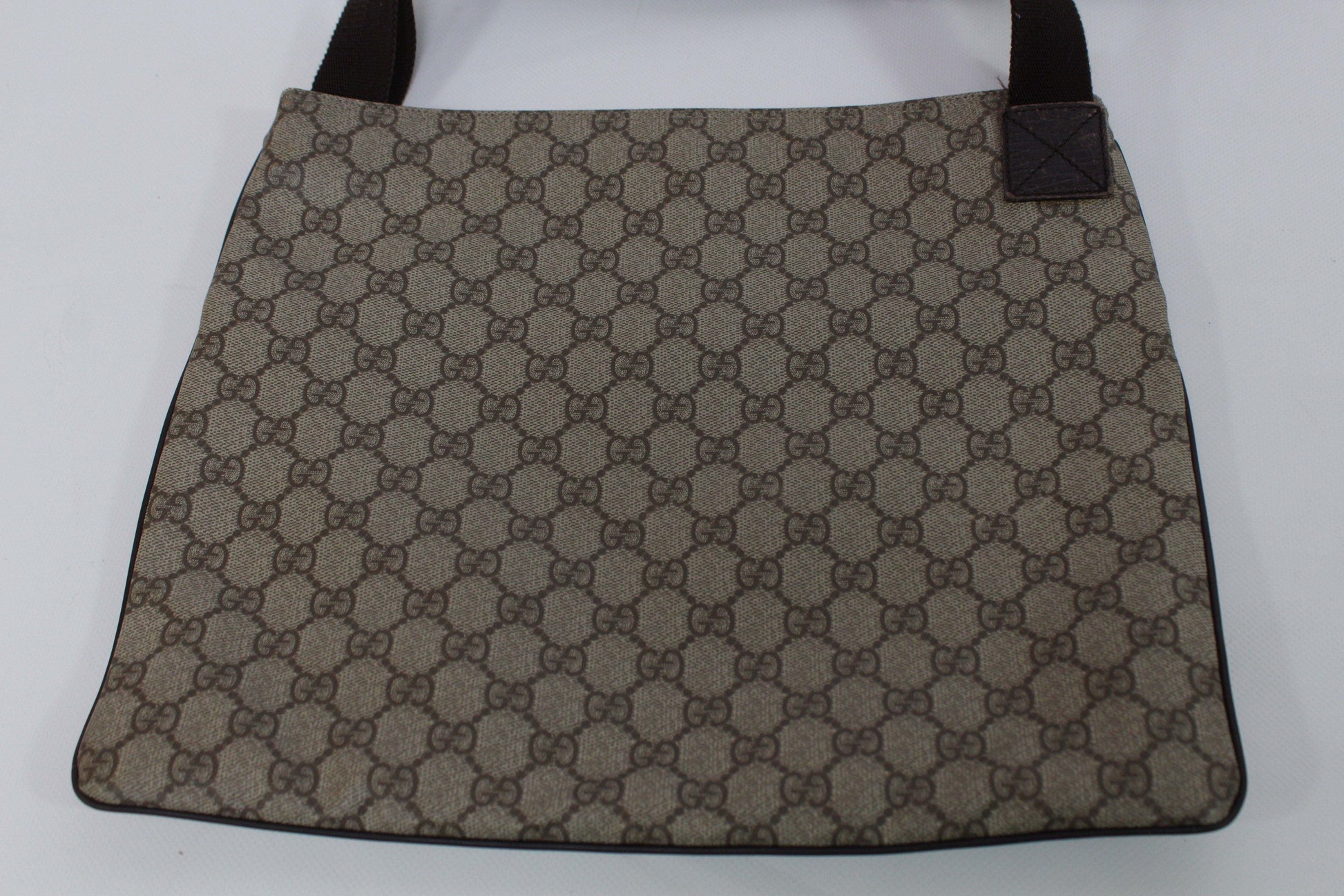 GUCCI Slingbag Monogram Brown | LAYZSSHOP | Gucci Vintage