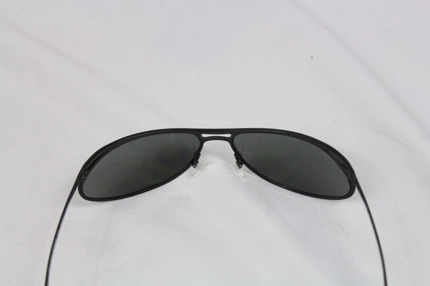 Black Gucci shades with slight wear, onesize, includes case.