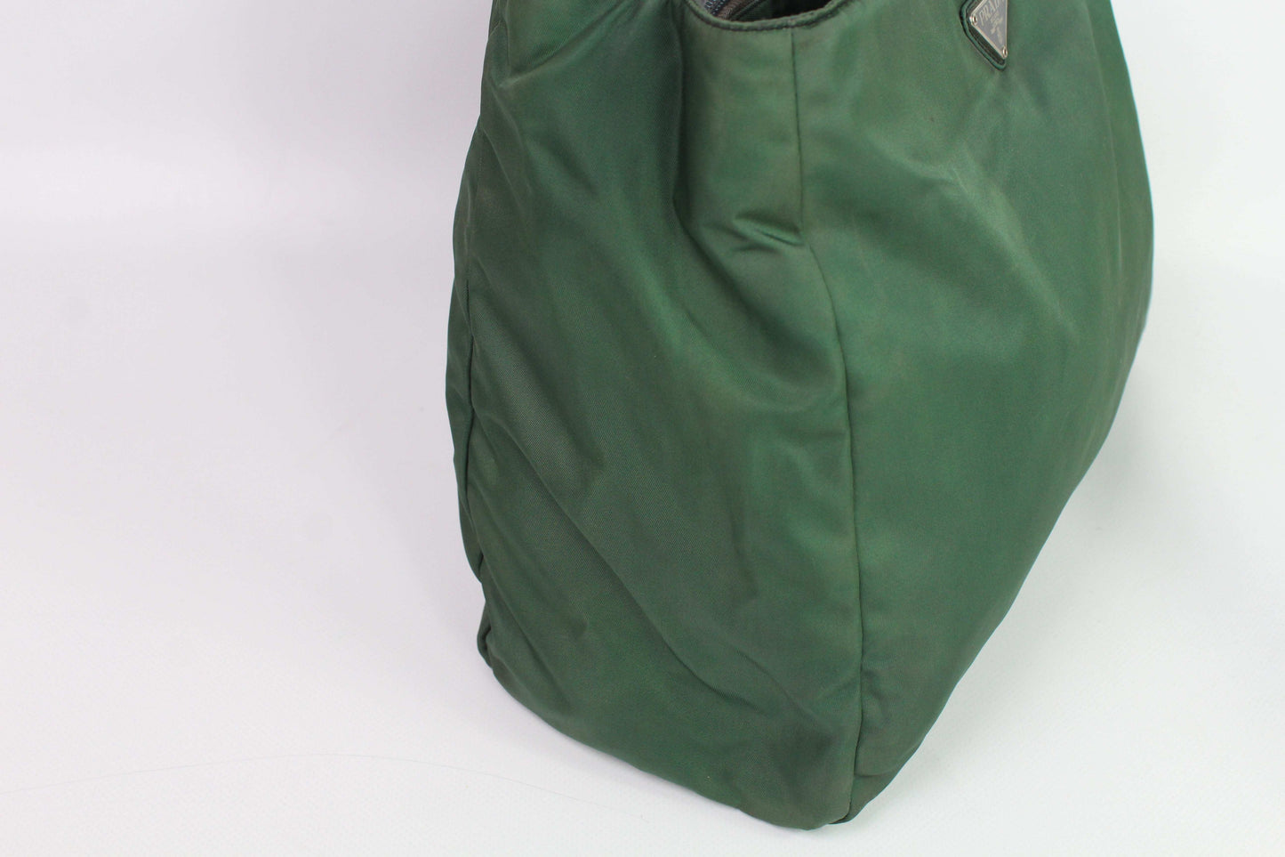 PRADA Shopper Green nylon bag, size 30x23x10, condition 8/10.