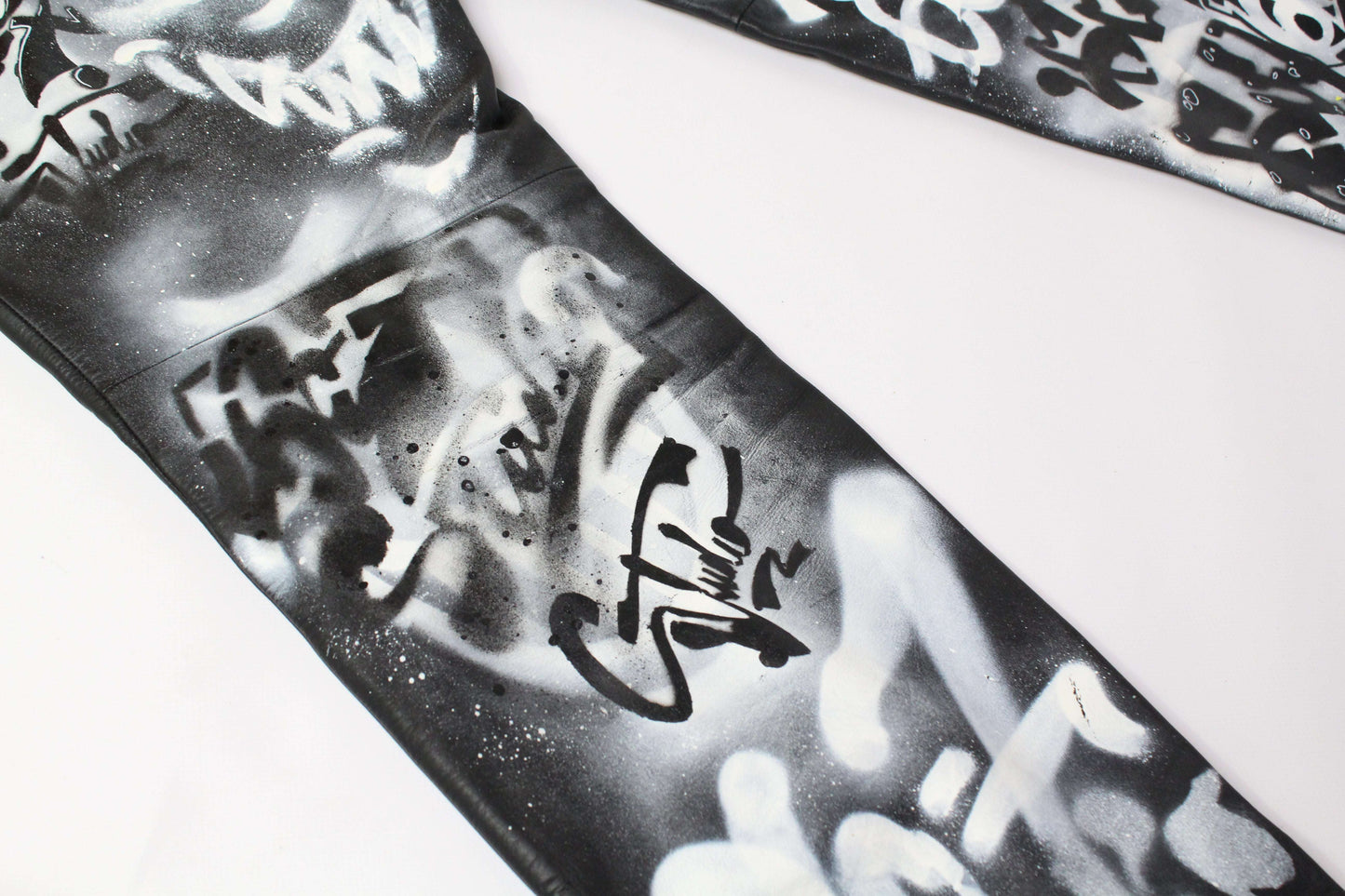 Custom Leather Pants "Graffiti" - Hose