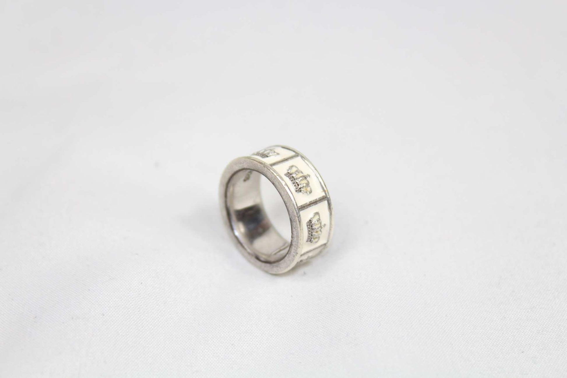 Justin Davis Silver Ring White 925 SV, 16.9mm, good condition with light scratches.