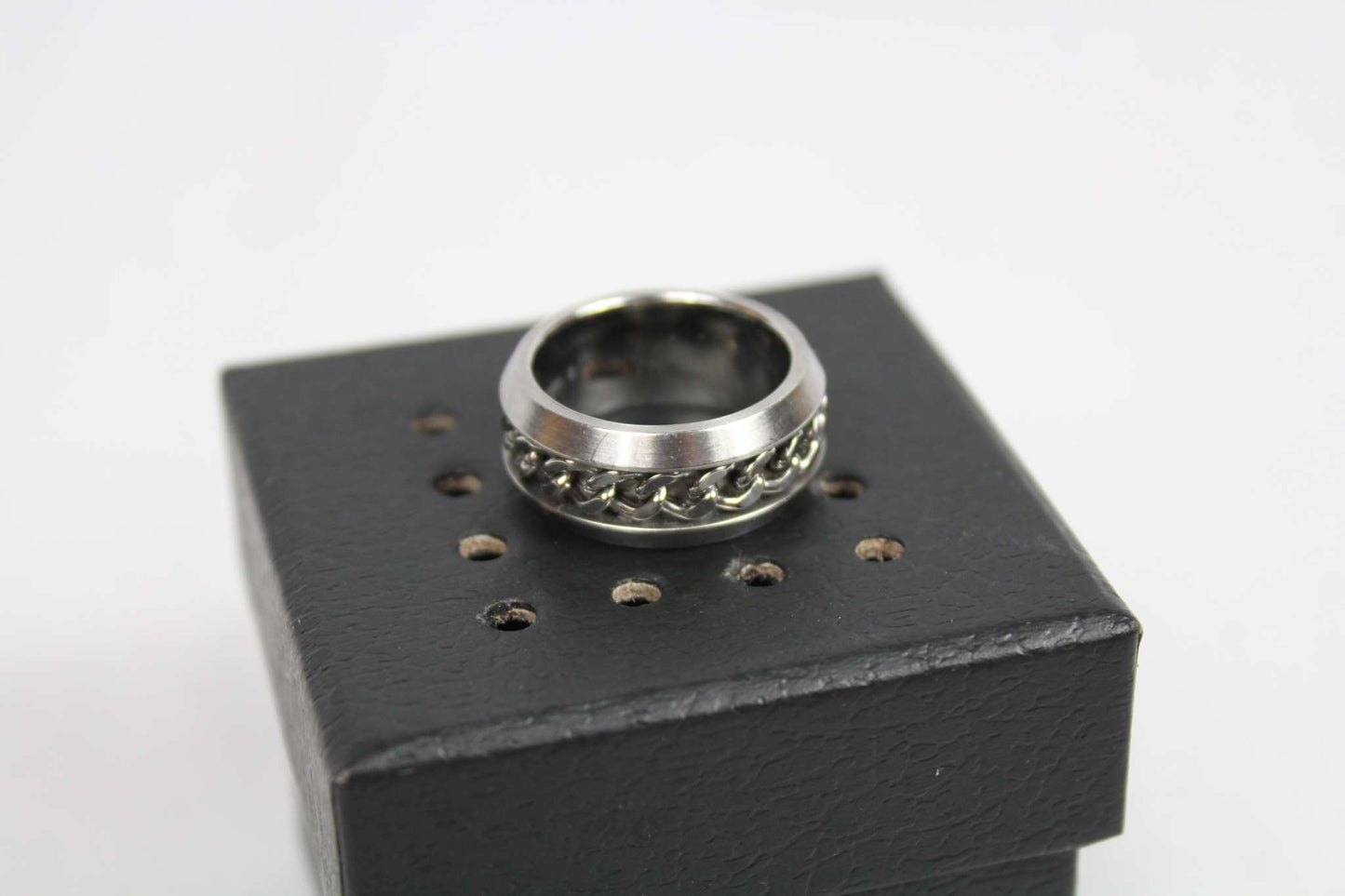 Diesel Ring size 8 in like-new condition on a display box